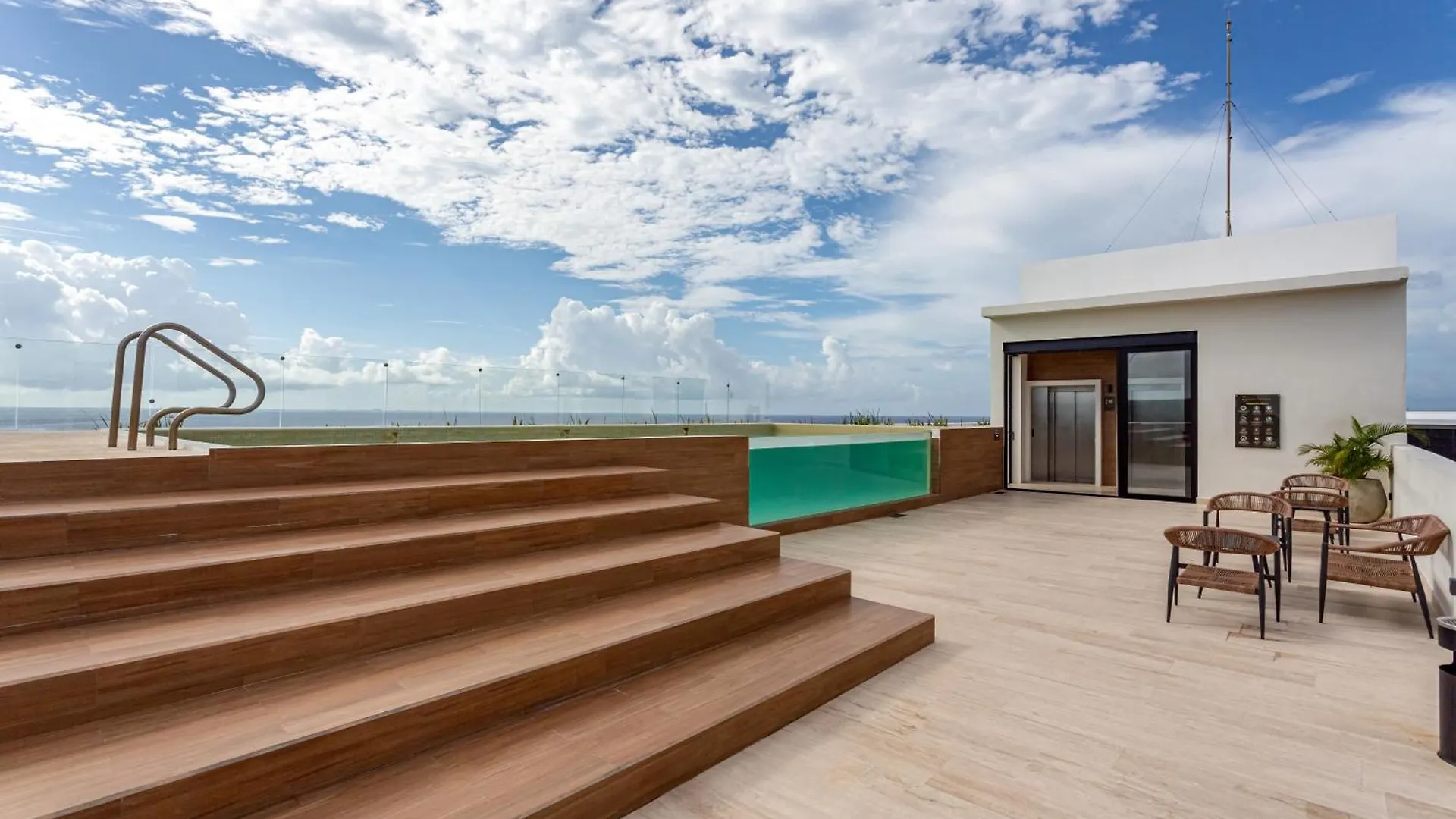 Playa Del Carmen Ocean View The Caribbean Sea Apartment